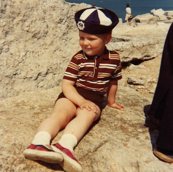 Gannon-aged-3-on-a-beach-in-Dorset-1