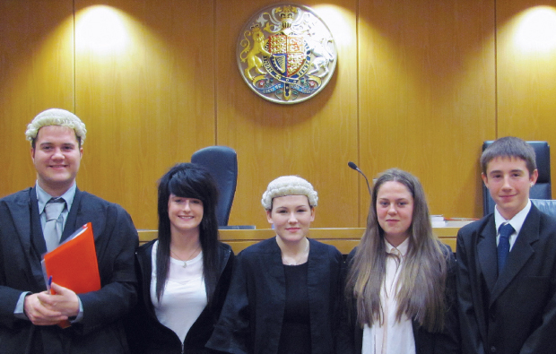 Tough trials at mock court case competition Tough trials at mock court case competition