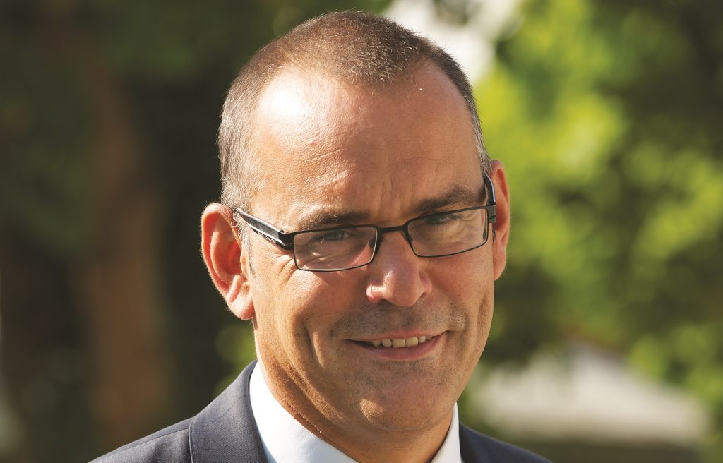 Falling numbers and competition blamed as Totton seeks merger Falling numbers and competition blamed as Totton seeks merger
