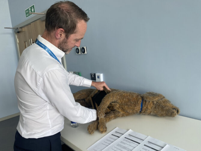 plumpton college feature Kerswell showing the lifelike internal organs inside a dummy of a dog | FE Week