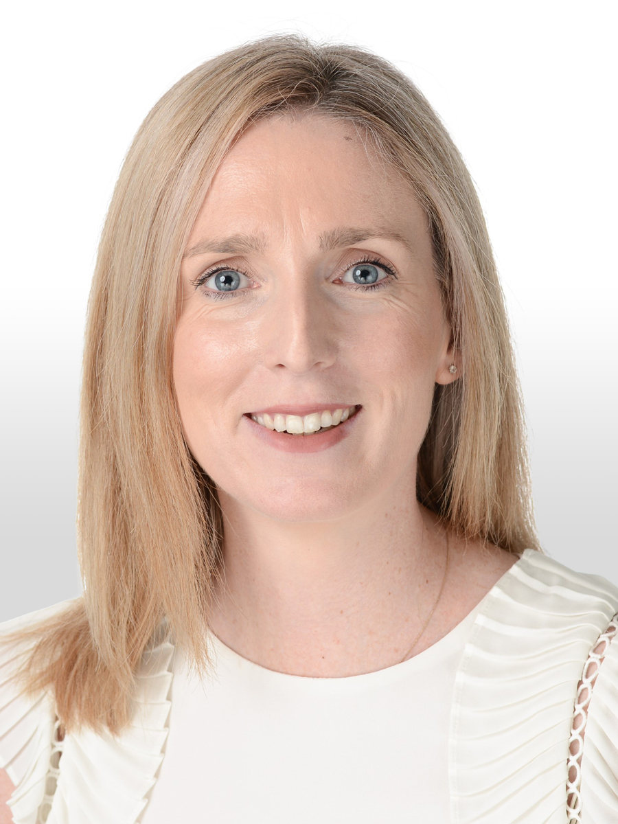 Headshot of Kelly Huntington